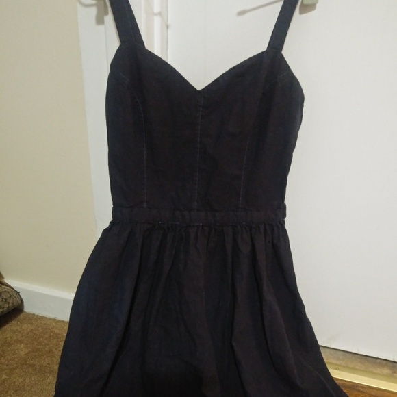 Dress - Picture 1 of 2